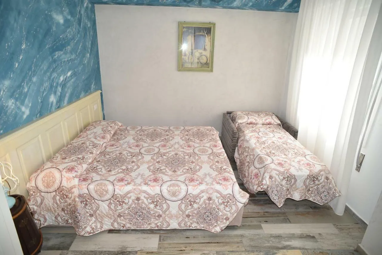 Apartment Suites Train Station Mestre