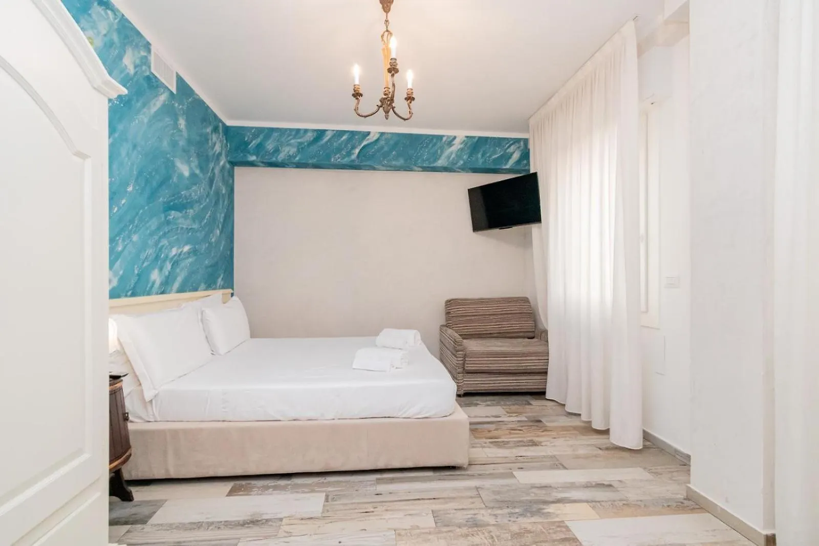 Suites Train Station Mestre