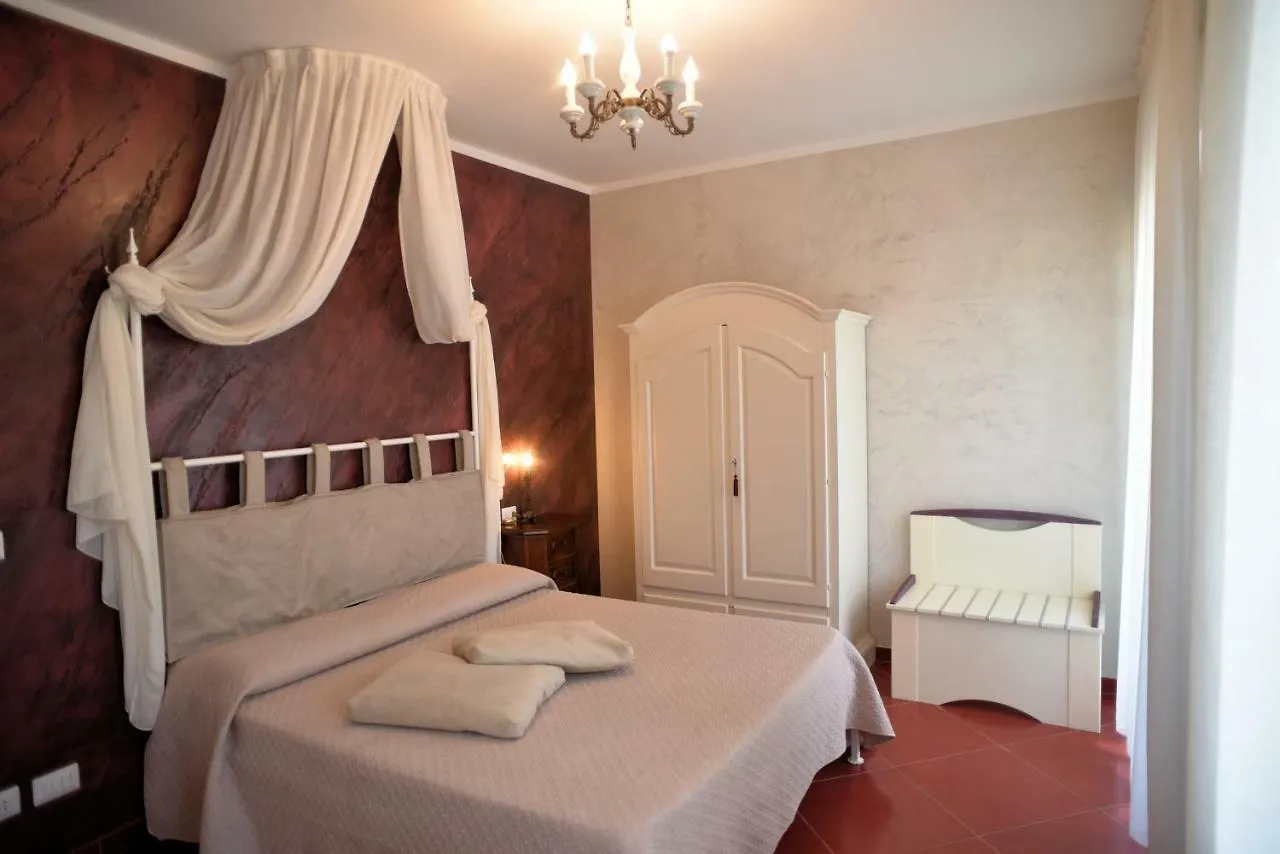 Suites Train Station Mestre Apartment