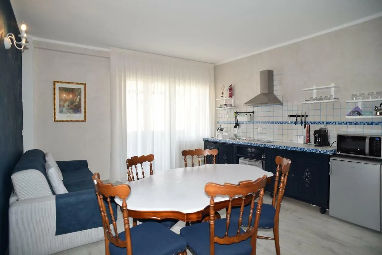 Apartment Suites Train Station Mestre
