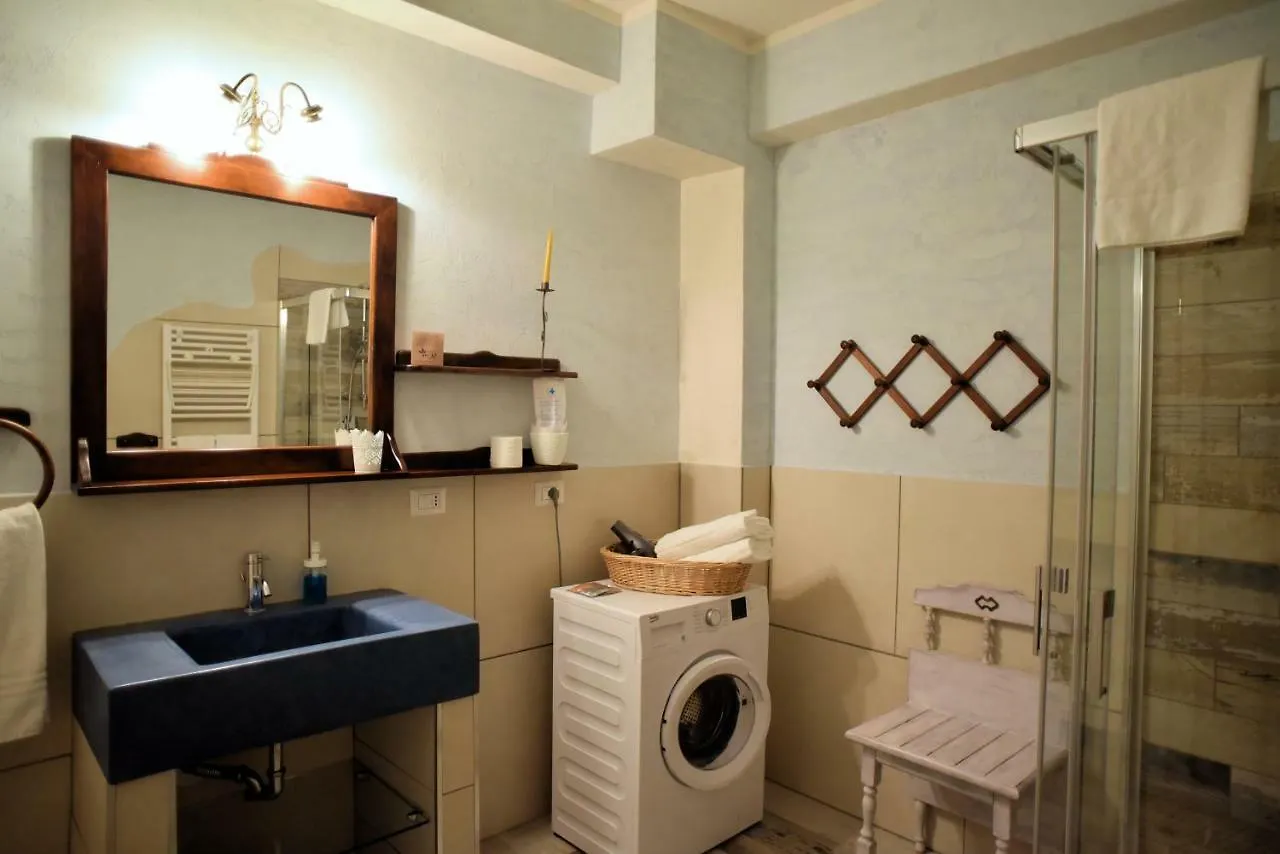 Suites Train Station Mestre Apartment